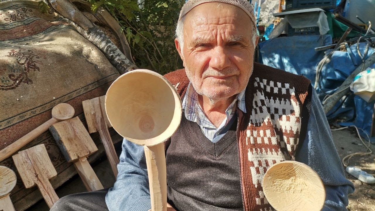 Kahramanmaraş'ta 60 Yıldır Tahta Kaşık ve Tarhana Küreği Yapıyor