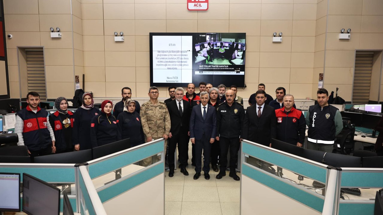 Kahramanmaraş’ta Vali Ünlüer ve Başkan Görgel’den şehir genelinde yeni yıl temasları!