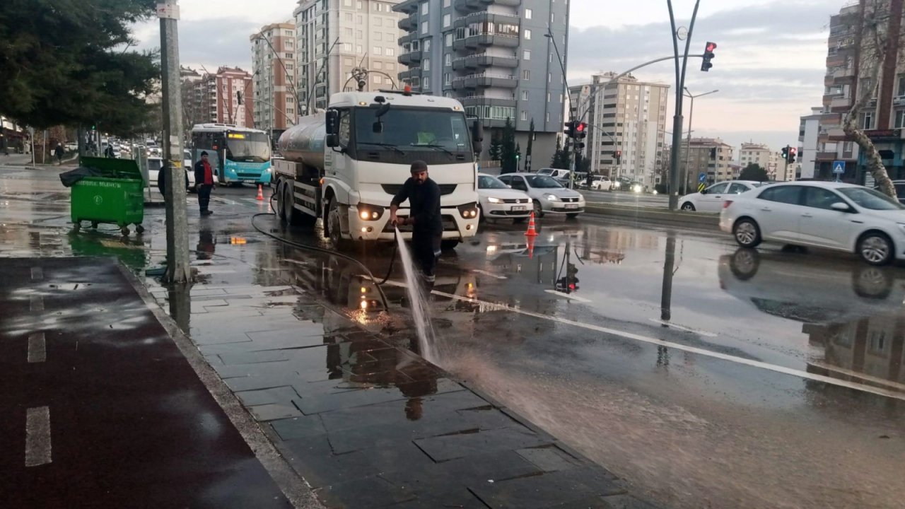 Kahramanmaraş’ta caddeler temizlendi!