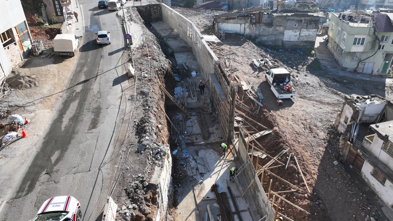 Kahramanmaraş’ta Sarayaltı – Kale Bağlantı Yolu’nda Önemli İlerleme Kat Edildi!