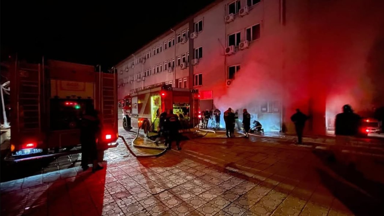 Kahramanmaraş’ta Sağlık Müdürlüğünde yangın!