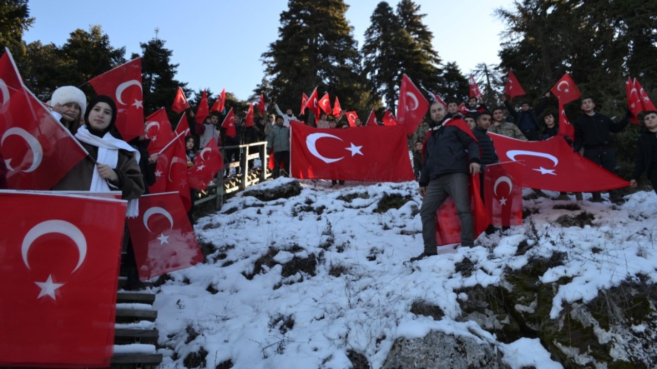 Kahramanmaraş’ta öğrenciler Sarıkamış Şehitleri için yürüdü!