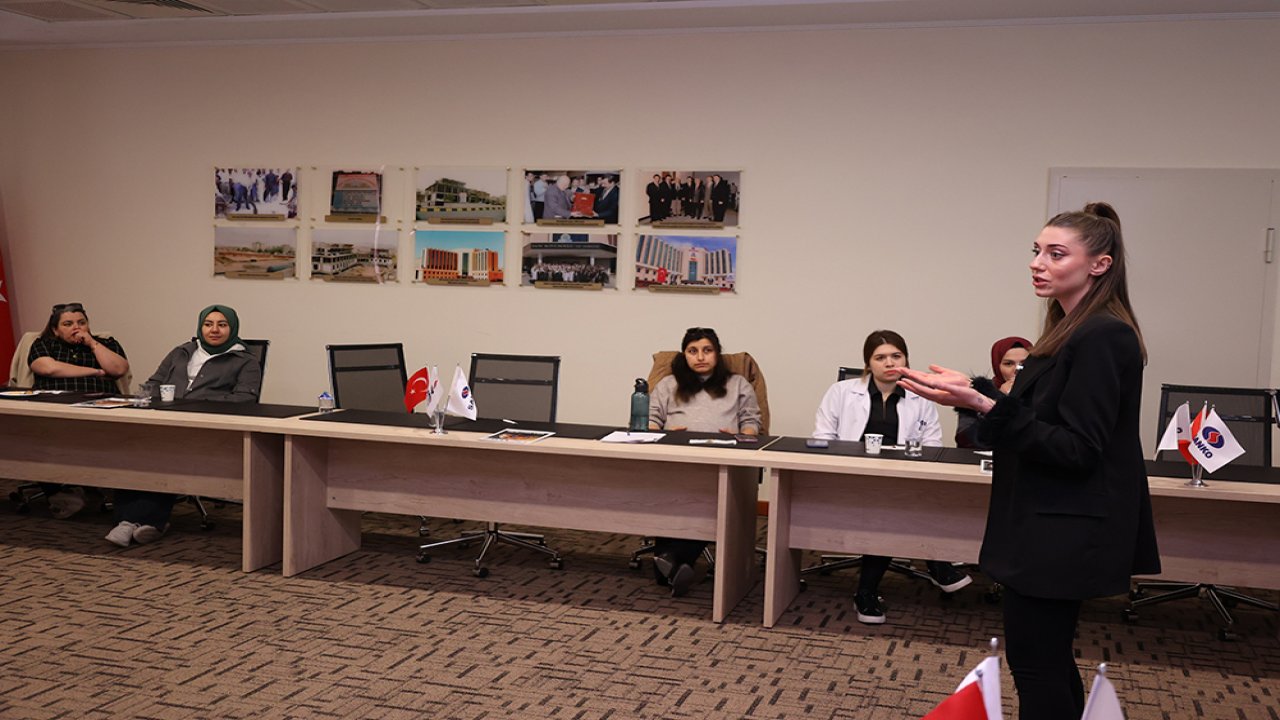 Sanko Üniversitesi Hastanesi’nde “Bilinçli Gebeler, Sağlıklı Bebekler” Konulu Eğitim Toplantısı Yapıldı