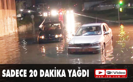 Adanada yollar göle döndü