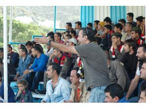 Oyuncu Nejat İşler Çılgına Döndü