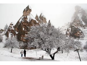 Kapadokya Kar Altında