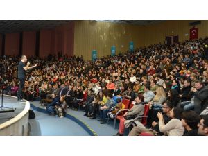 Haluk Levent’e Konserde Doğum Günü Sürprizi