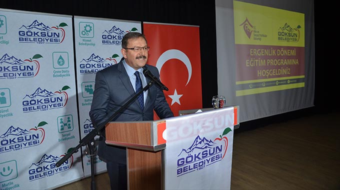 GÖKSUN BELEDİYESİNDEN ERGENLİK DÖNEMİ EĞİTİMİ