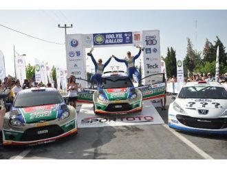 100. Yıl Rallisi’nde Zafer Castrol Ford Team Turkey’in