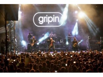 Gripin Ve Model’den Üniversitelilere Konser