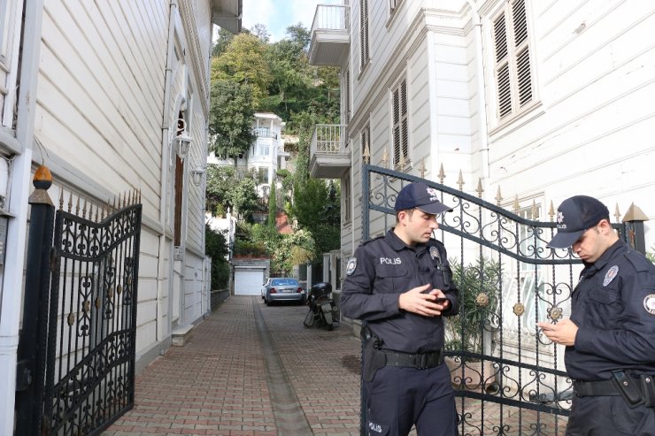 Tarihi köşkte su kuyusunda can verdi