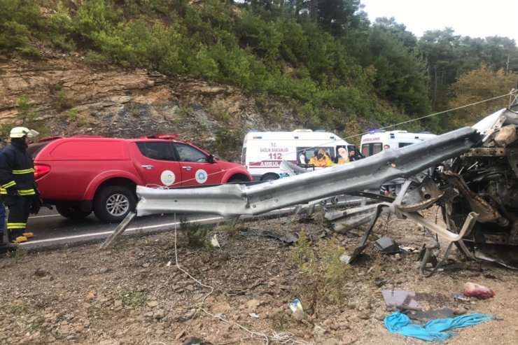 Feci görüntü Antalya'dan, ölü ve çok sayıda yaralı var