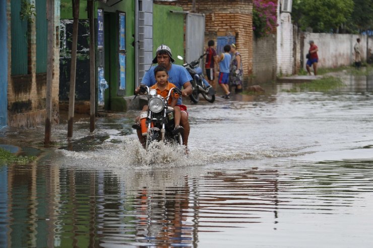 Paraguay’da sel felaketi: 20 bin kişi etkilendi