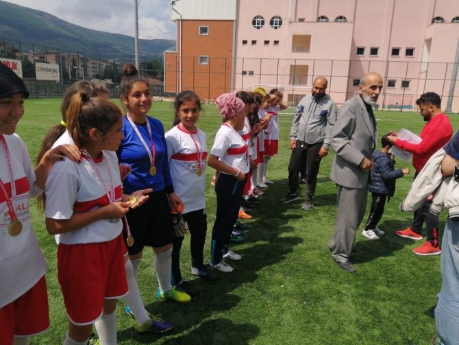 Sümer Ortaokulu Türkiye finallerine katılıyor