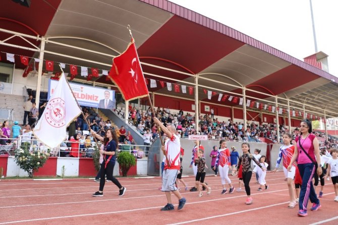 Kahramanmaraş'ta 12 bin öğrenciyle yaz spor okulları açıldı