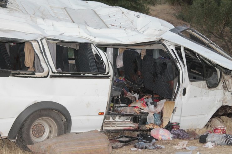 Diyarbakır-Bingöl karayolunda can pazarı: 25 yaralı