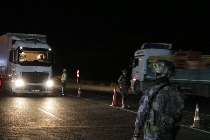 Elbistan ve Götsun'da silahlı saldırıya karıştı yakalandı