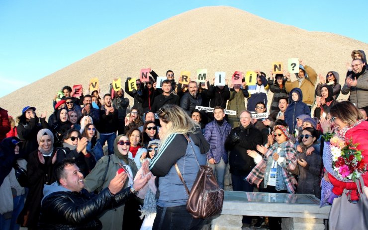 Nemrut dağı evlilik davetlerine sahne oluyor