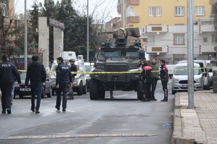 Diyarbakır’da iki grup arasında silahlı çatışma: 4 yaralı