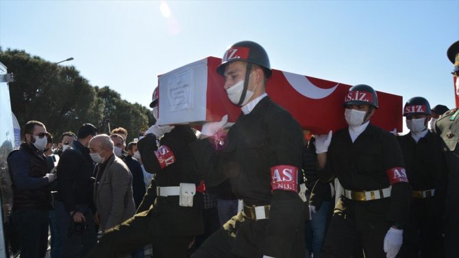 Irak'ın kuzeyinde şehit olan Uzman Çavuş Muhammet Fatih Durhan toprağa verildi