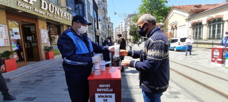 Taksim Meydanı ve İstiklal Caddesi’nde iş yerleri açılıyor