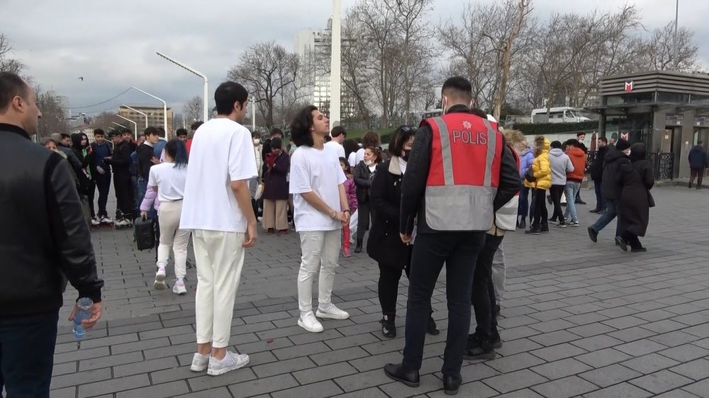 Gençlerin dans gösterisi büyük ilgi gördü